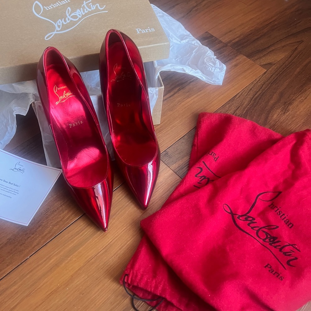 Christian Louboutin So Kate 120 Patent Red Heels Size 40.5 / US 10.5
